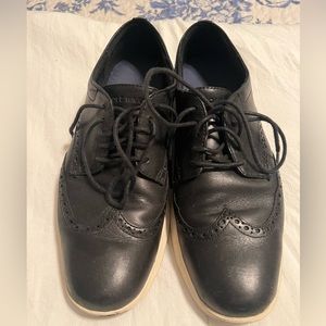 Men’s Cole Haan Grand OS shoes size 9